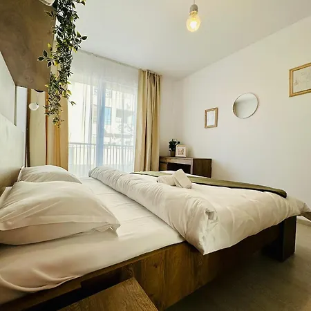 Arya Apartment-free Underground Parking-ultracentral